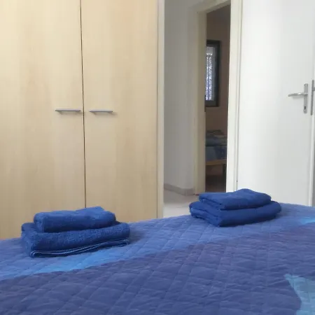 Riva Simple 3 Apartament Novigrad (Istria)